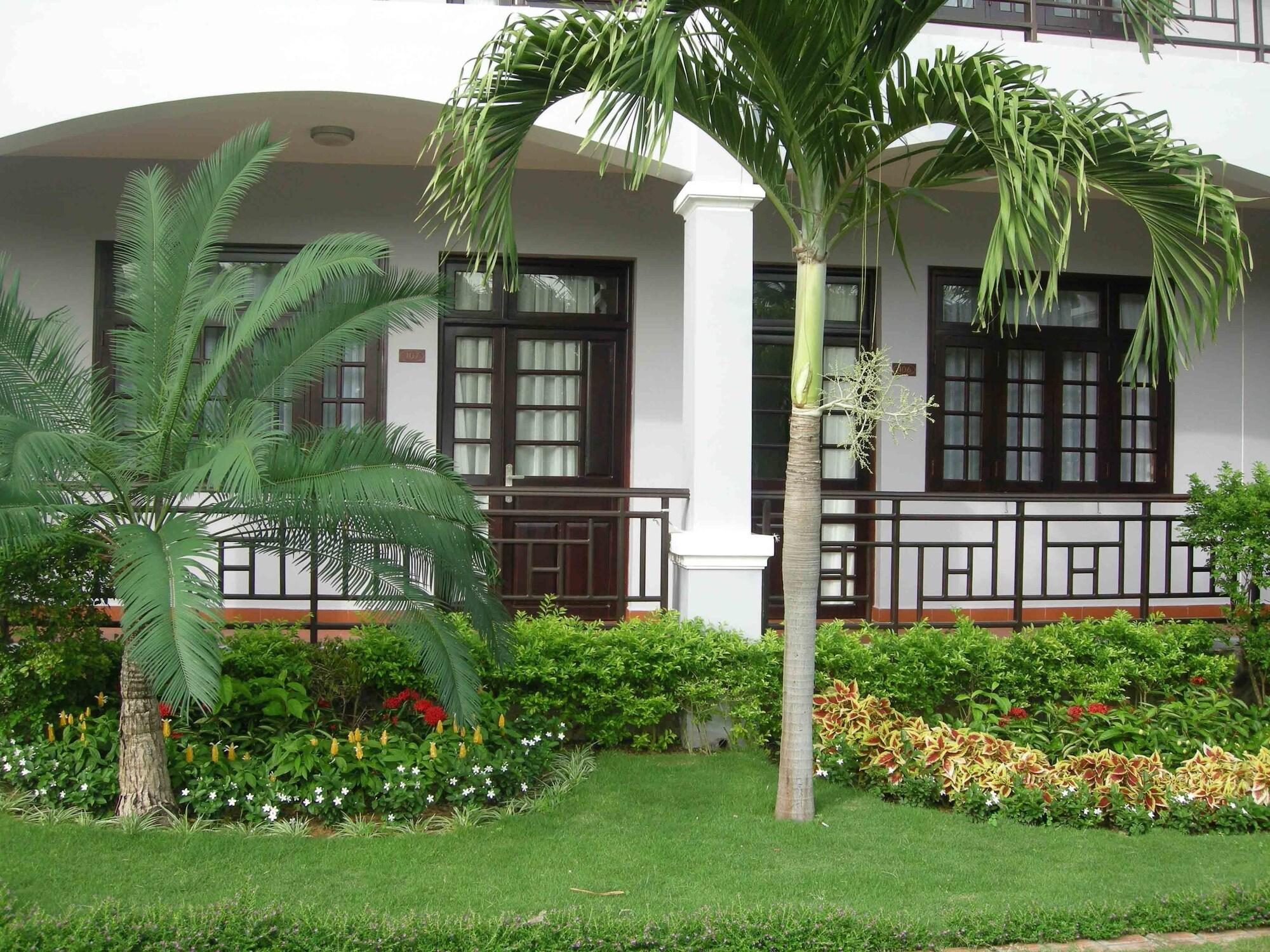 Muine Century Beach Resort & Spa Mui Ne Exterior photo