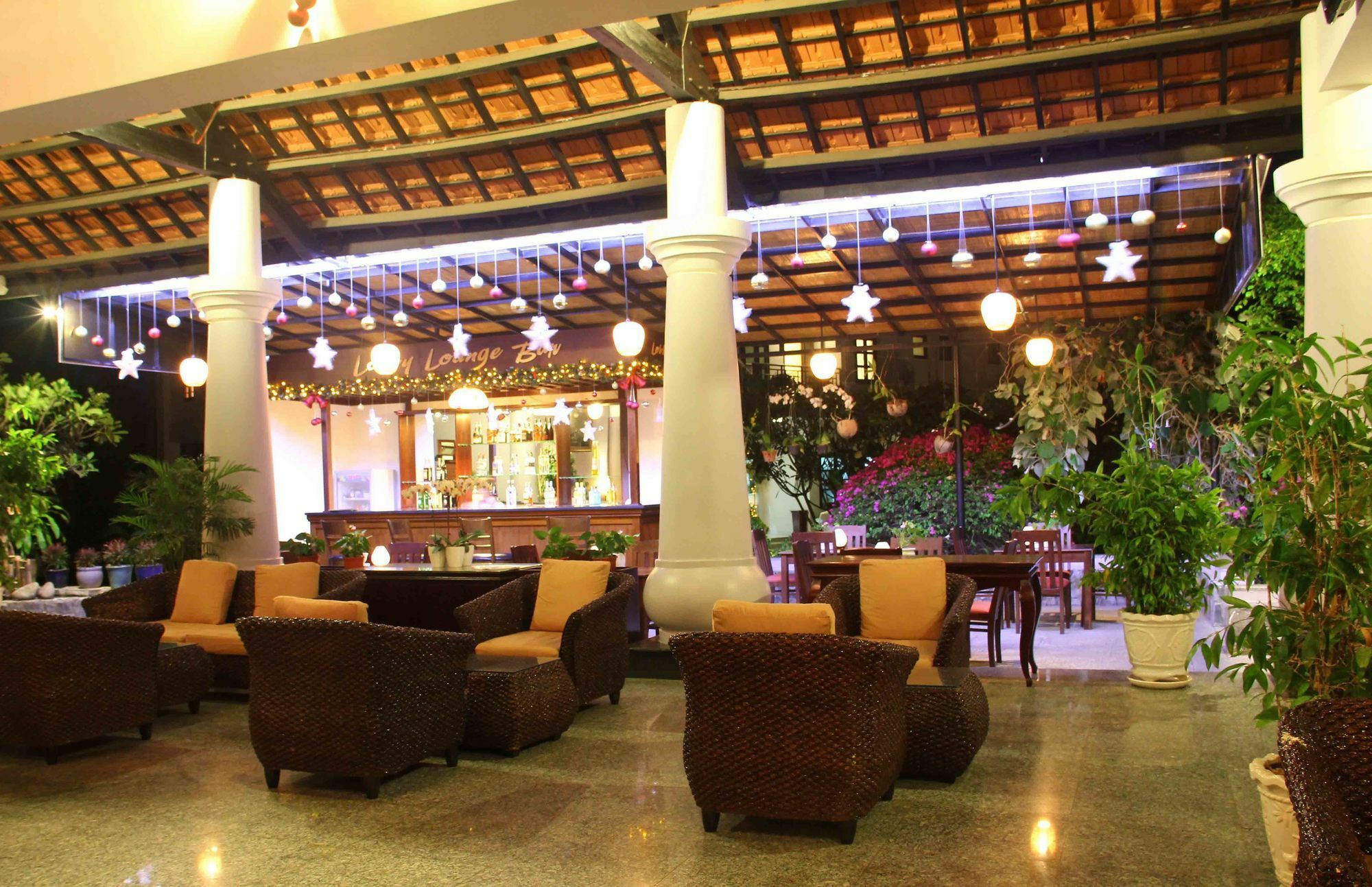 Muine Century Beach Resort & Spa Mui Ne Exterior photo